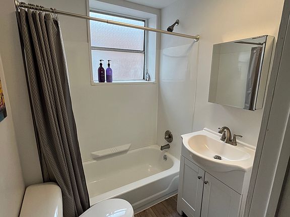 3rd image of 2323 S Rosewood St