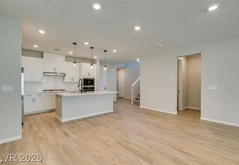 109 Medianoche St — Photo 21