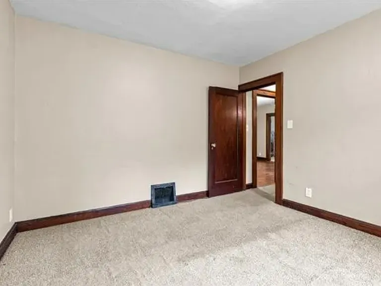 1028 Columbia Ave — Photo 13