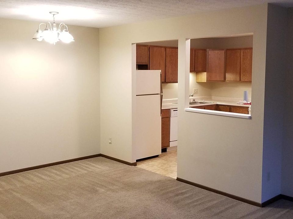 1st image of 7235 Creekview Dr APT 8