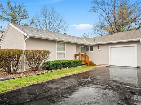 12786 W 108th Ter, Overland Park, KS 66210