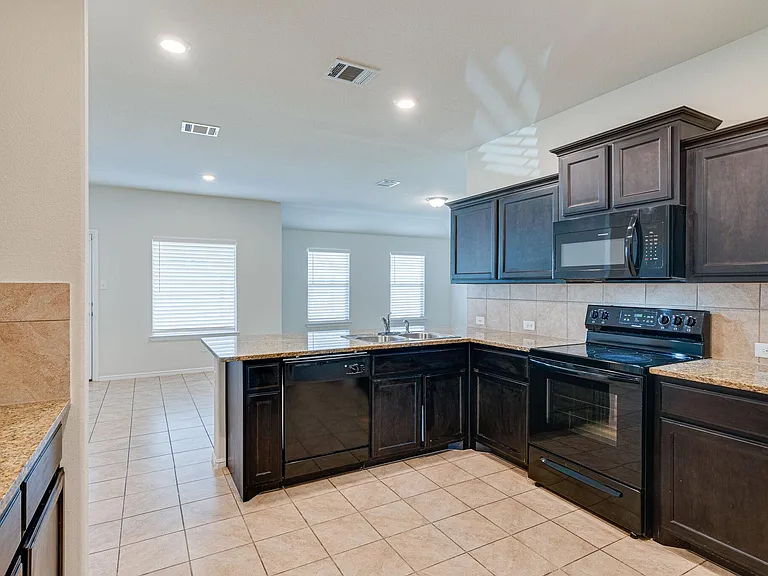 9345 Herringbone Dr — Photo 8