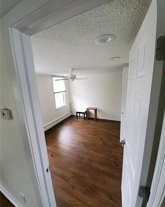 2nd image of 21 South St APT B