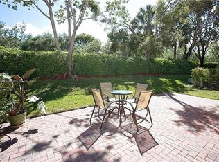 4104 Pine Ridge Ln, Fort Lauderdale, FL 33331