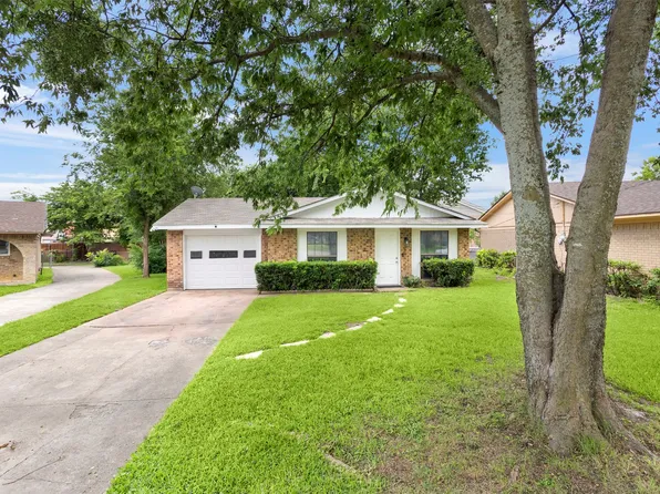111 Alamo St, Waxahachie, TX 75165