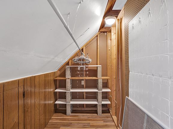 3rd image of 10 Alsop Rd