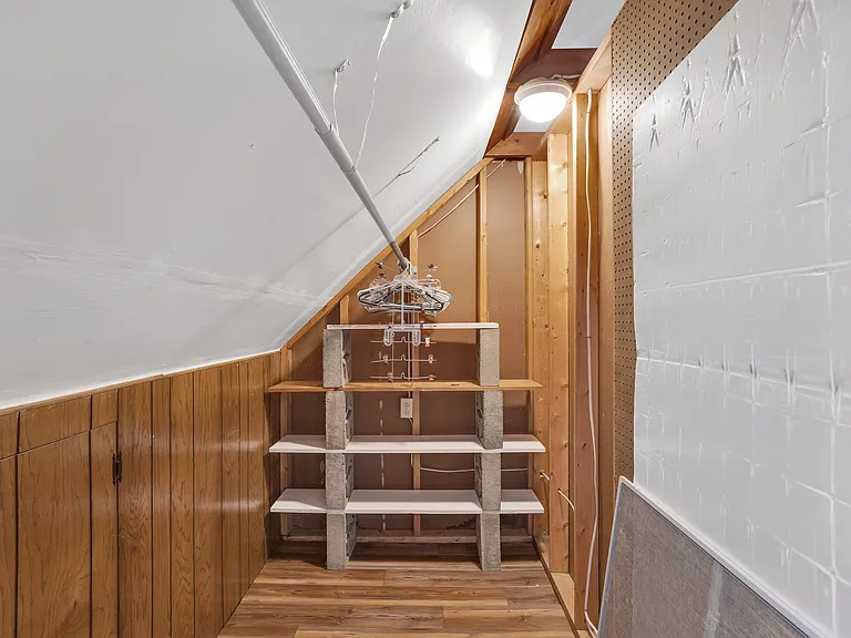 10 Alsop Rd — Photo 31