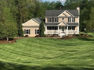 36 Tree Line Ct, Fishkill, NY 12524