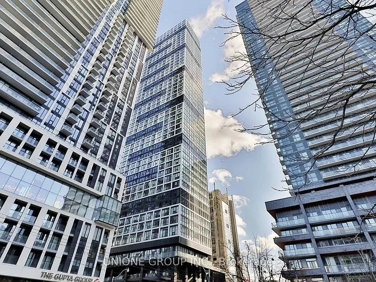 181 Dundas St E #502 — Photo 1