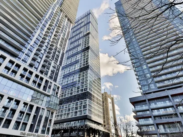 181 Dundas St E, Toronto, ON