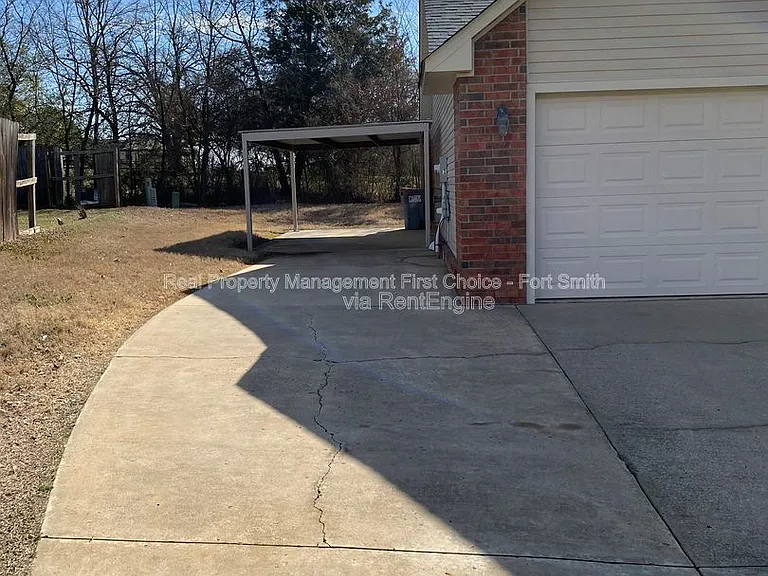 1475 Gate Dr — Photo 16