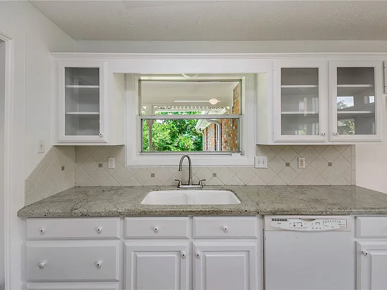 4597 Sandpiper Cv — Photo 13