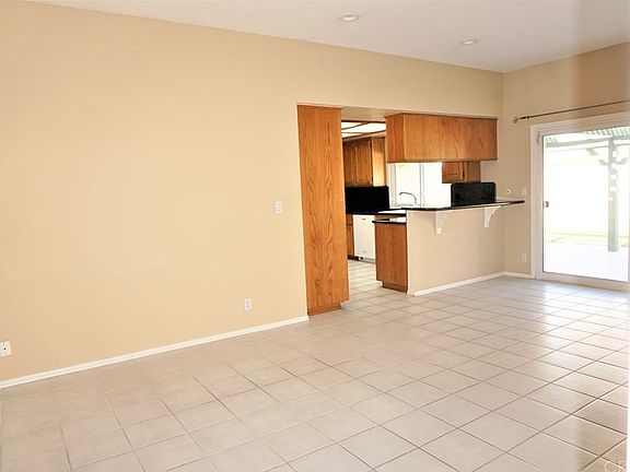4th image of 7540 Melba Ave