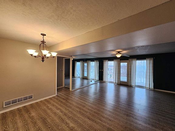 2nd image of 3721 35th St APT 1