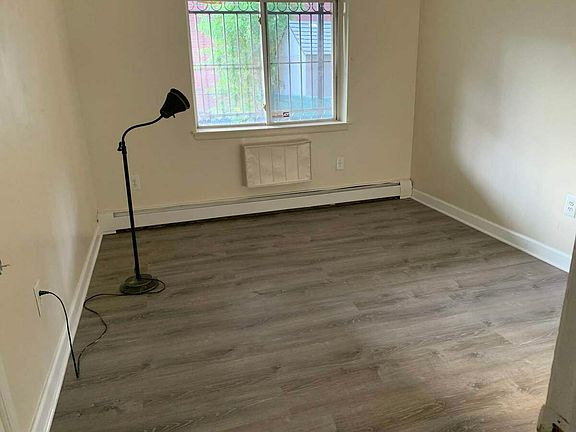 3rd image of 1798 Madison Ave #11