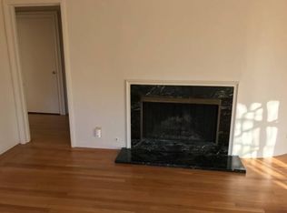 3857 J St, Sacramento, CA 95816