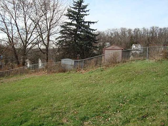 3rd image of 703 Darlington Ave