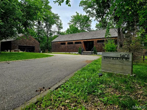 1401 Smith School Rd, Glencoe, MO 63038