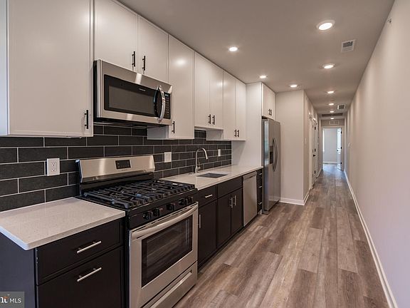 4th image of 644 N 38th St Unit C