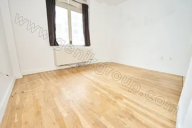 Rented by Genik Group Corp