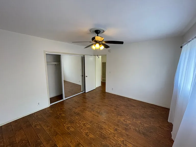 1400 N Fairfax Ave #4 — Photo 11
