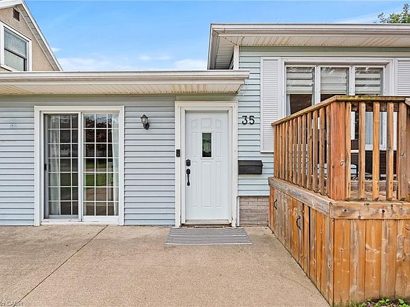 3rd image of 35 Kinsey St