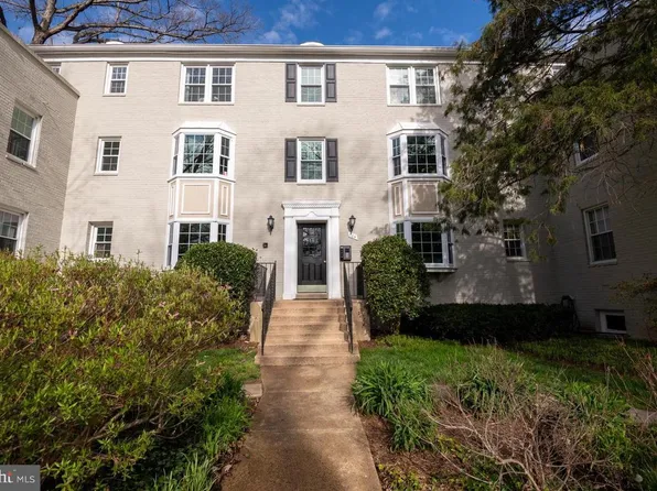 704 S Arlington Mill Dr #17302, Arlington, VA 22204