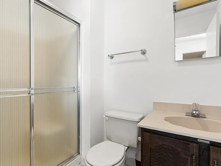196 Treescape Dr #4B — Photo 5