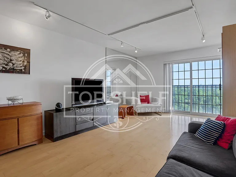 199 14th St NE #1512 — Photo 5
