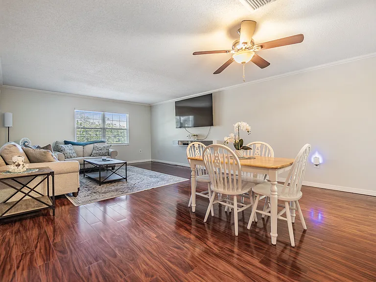 701 Poinsettia Rd #306 — Photo 13