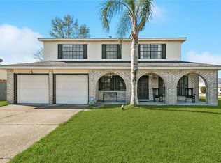 2024 Spanish Oaks Dr, Harvey, LA 70058