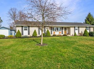 1252 Saddle Dr, Nazareth, PA 18064
