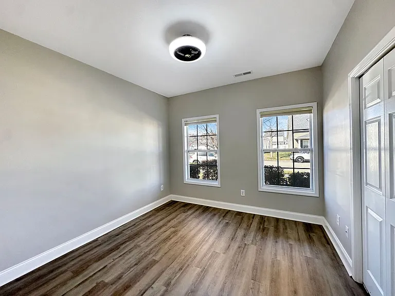 132 Hardinberry St — Photo 34