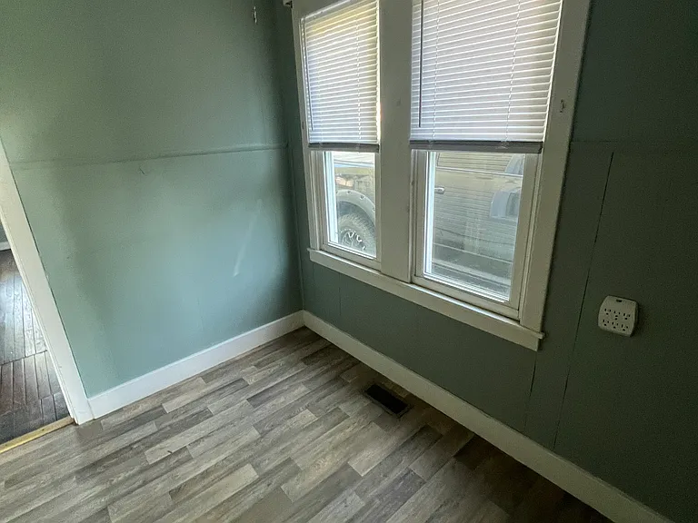 259 Allen St #A — Photo 11