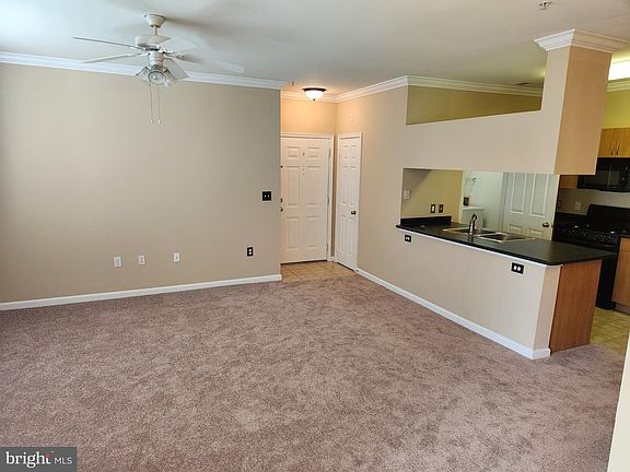 2nd image of 13502 Derry Glen Ct APT 202