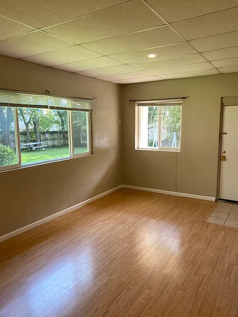 2 bed, 800 sqft, $875 — Photo 4