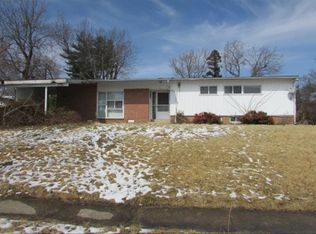 2401 Lightfoot Dr, Baltimore, MD 21209