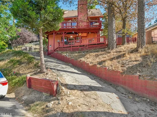 23840 Zuger Dr, Crestline, CA 92325