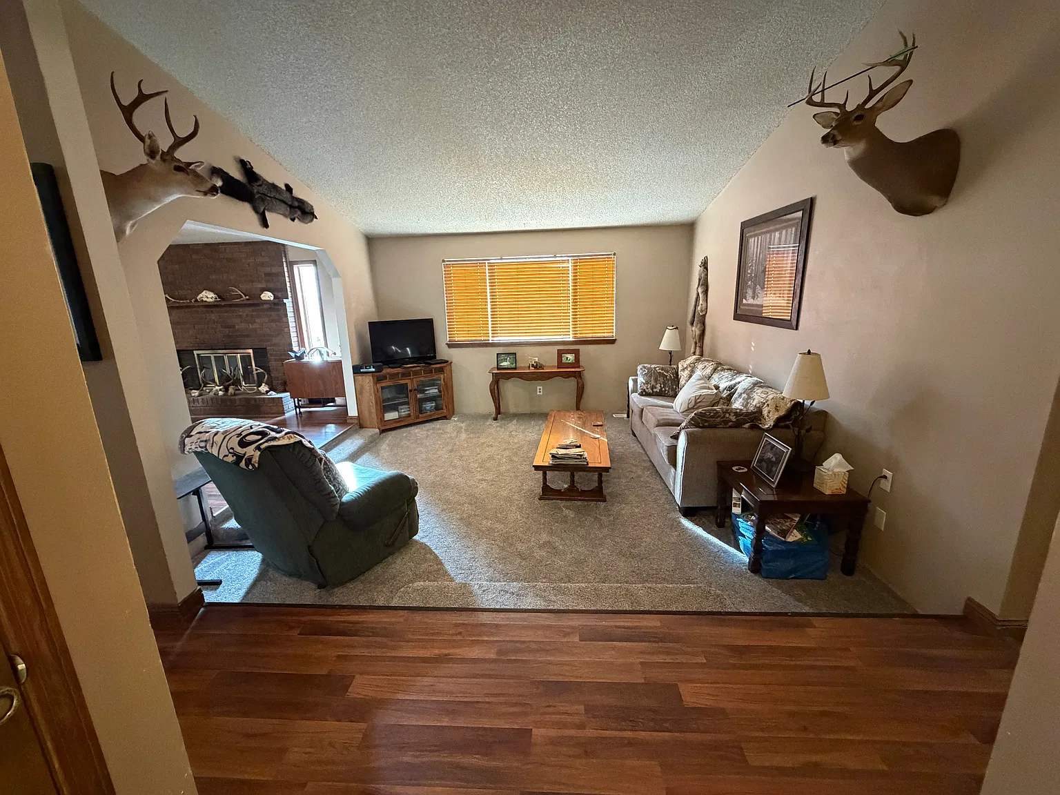 3 bed, 1915 sqft, $1,825 — Photo 2