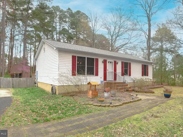 17826 Piney Point Rd, Tall Timbers, MD 20690