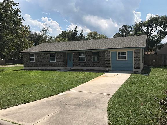 2nd image of 2893 Tanglewood Blvd