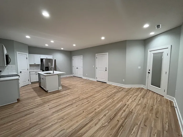6812 W Kollmeyer St — Photo 36