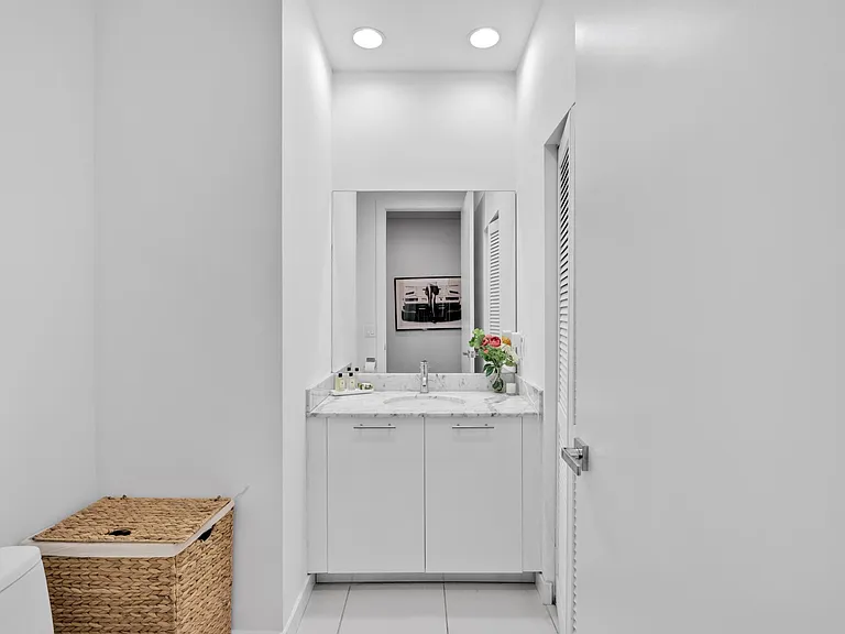 951 Brickell Ave #Penthouse 4111 — Photo 29