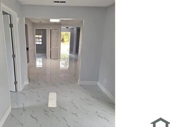 1736 Delaware St NW, Palm Bay, FL 32907
