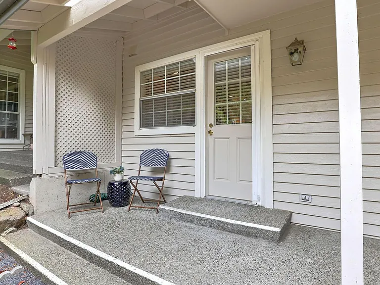 11302 SE 65th St — Photo 27