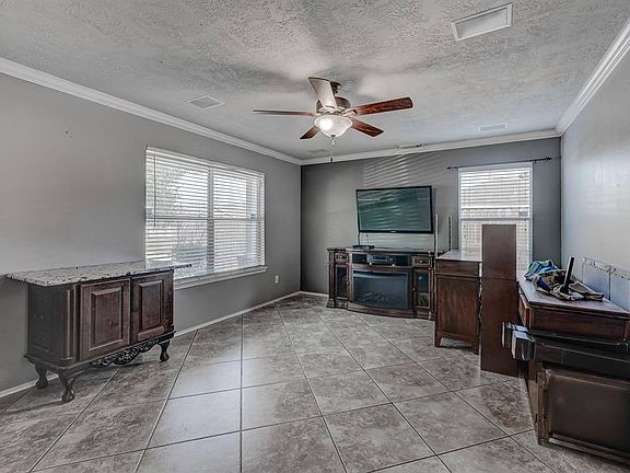 3rd image of 15834 Regal Trace Ln