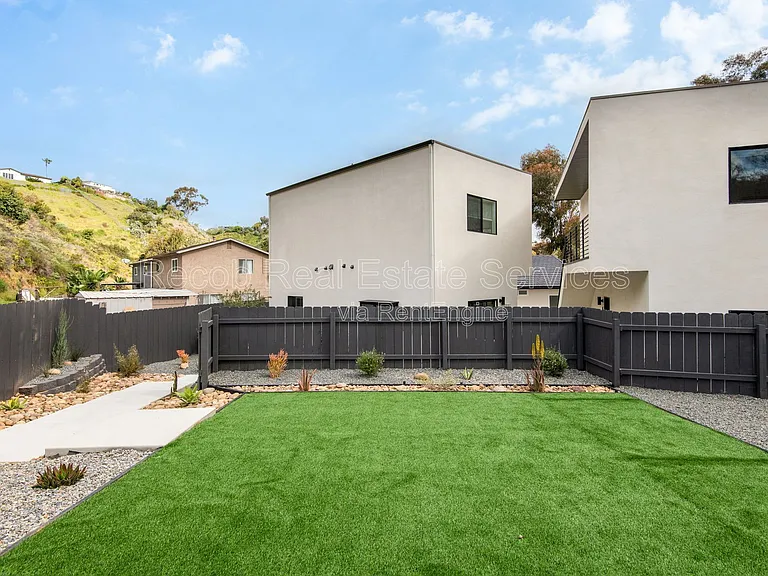 1710 Hanford Dr #1704 — Photo 25