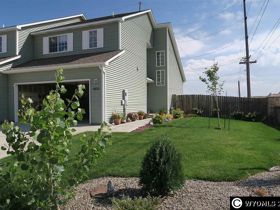 1st image of 1621 Meadow Ln