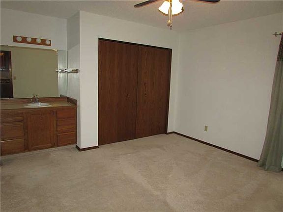 5th image of 3254 Granger Ave E APT L6