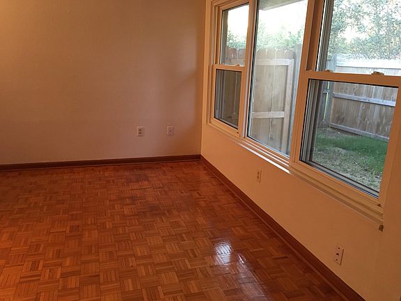 4th image of 5639 Grapevine Dr